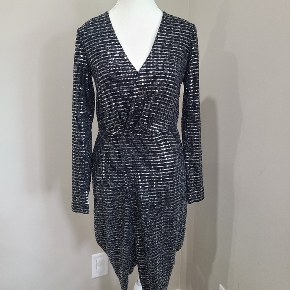 H&M BRAND NEW SPARKLE DRESS SIZE 4 - Picture 3 of 9